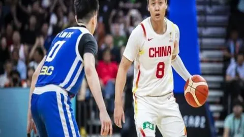 京多安单赛季助功8次，与曼城2025／19赛季个人助攻记录持平！